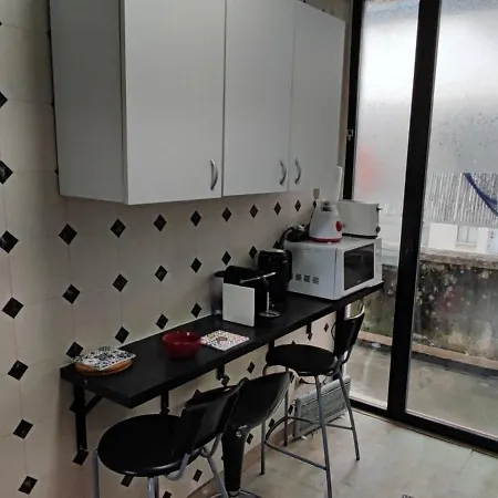 Very Central Flats By Shops Restaurants Bari