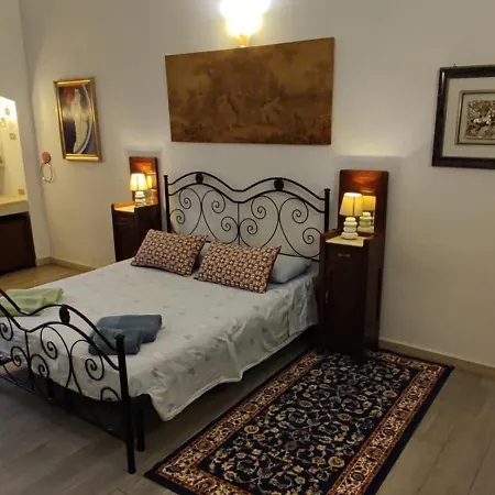 Very Flats By Shops Restaurants Apartament *
