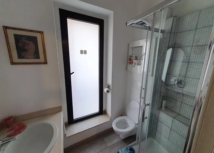 Very Apartment, By Shops, Restaurants Appartement *